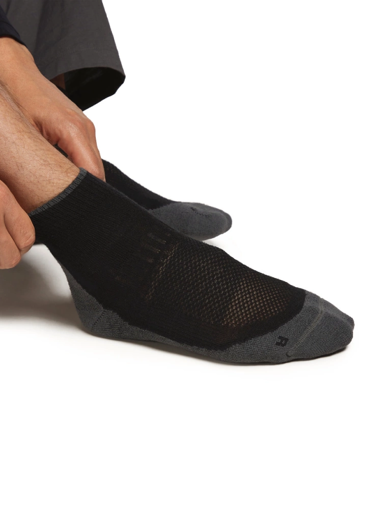 Skarpety termoaktywne Icebreaker Merino Hike+ Light Mini czarno-szare